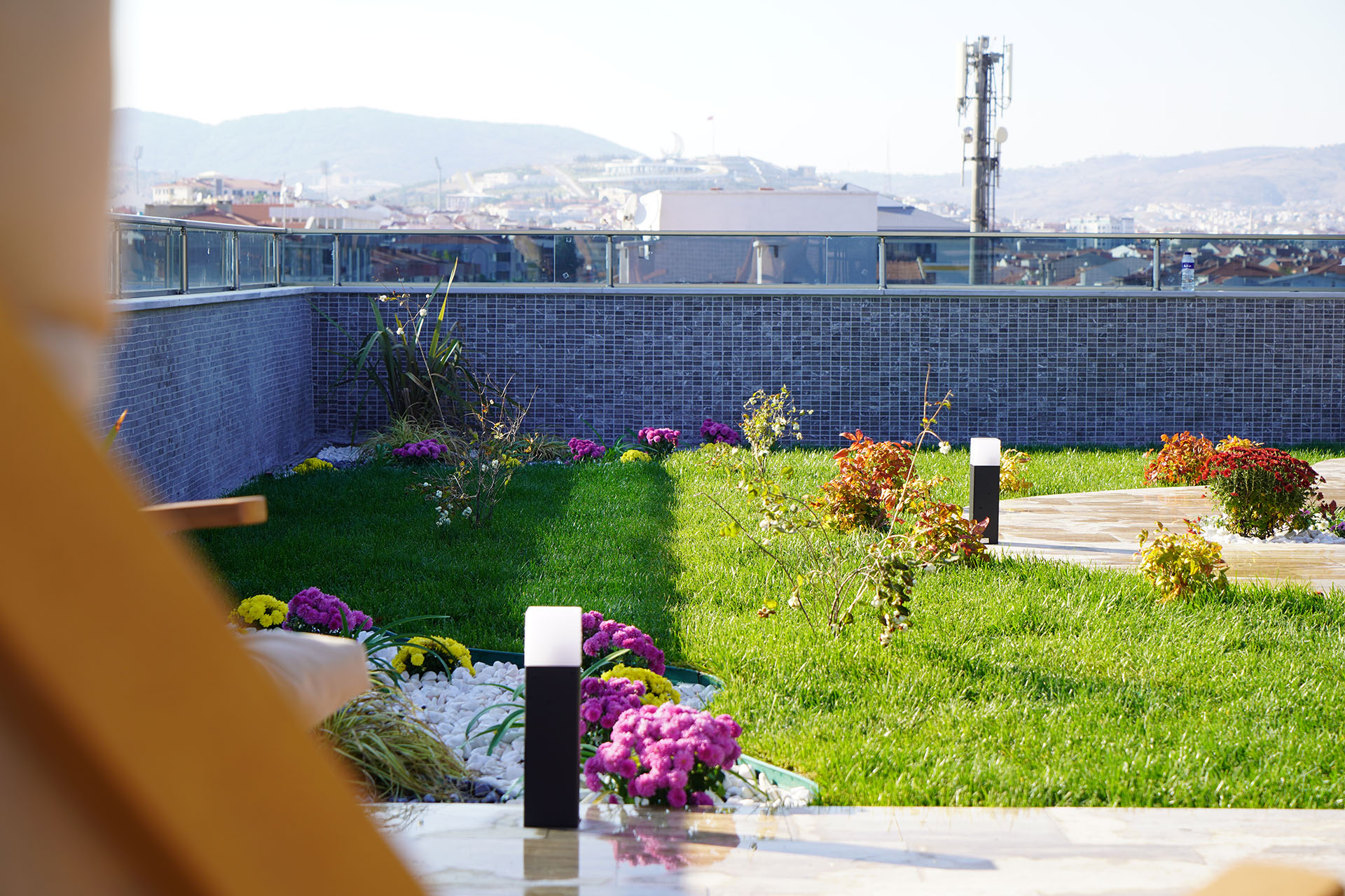 Peyzaj Uygulamaları ve Bahçe Bakımları